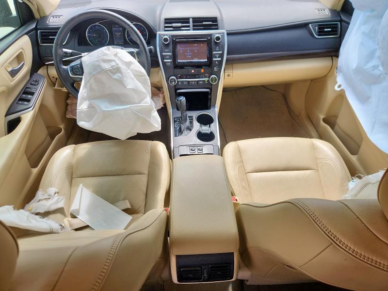 4T1BF1FK5FU104549 - 2015 TOYOTA CAMRY LE თეთრი ფოტო 8