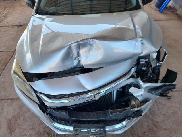 1G11B5SL4FF112012 - 2015 CHEVROLET MALIBU LS ვერცხლისფერი ფოტო 11