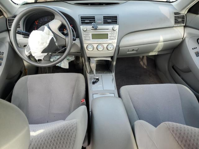 4T4BF3EK7BR098265 - 2011 TOYOTA CAMRY BASE Արծաթագույն լուսանկար 8