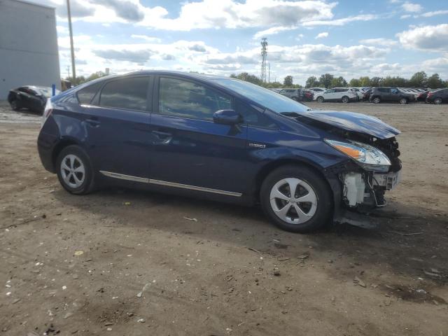 JTDKN3DU3E0388325 - 2014 TOYOTA PRIUS ლურჯი ფოტო 4