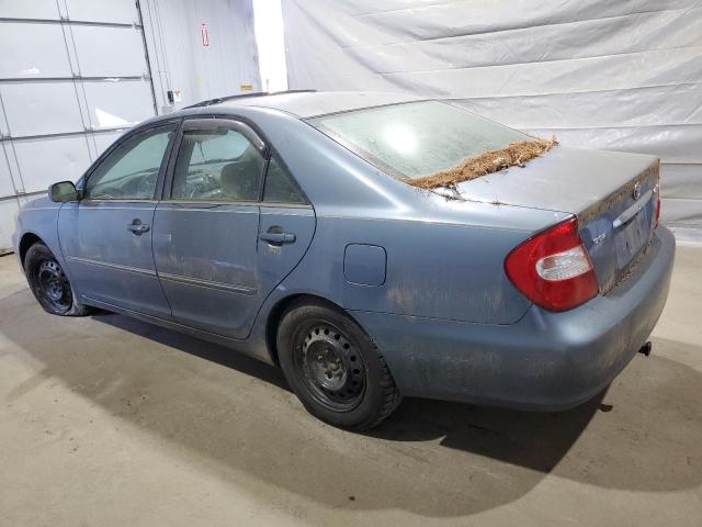 4T1BE30K32U576332 - 2002 TOYOTA CAMRY LE BLUE photo 2