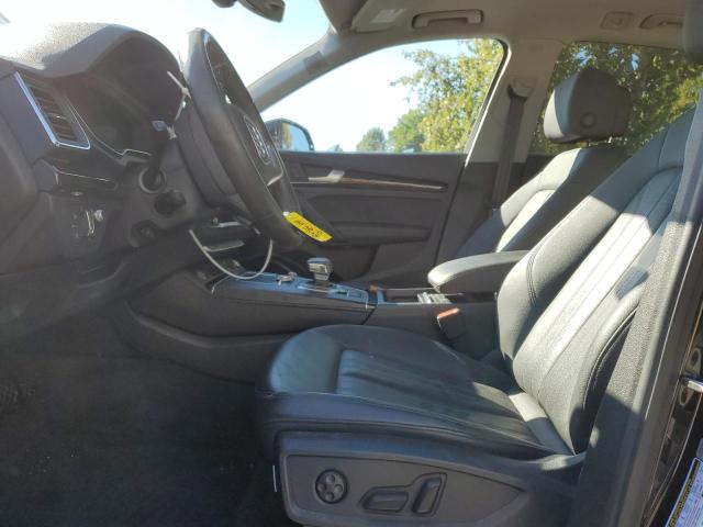 WA1CNAFY4K2104624 - 2019 AUDI Q5 PRESTIGE BLACK photo 7