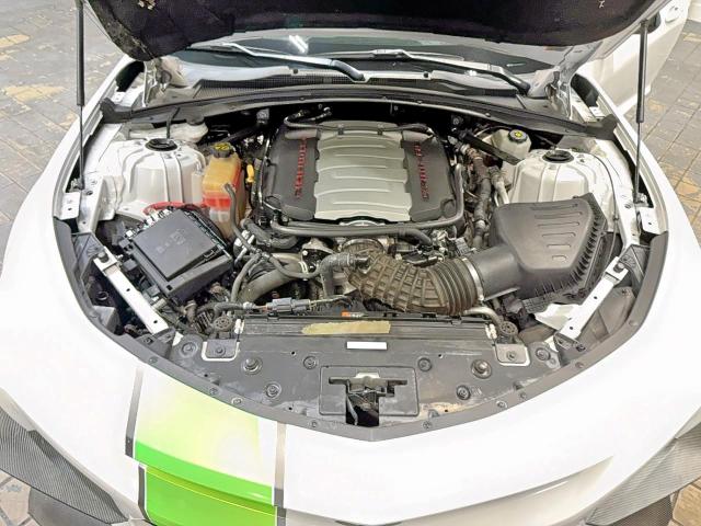 1G1FG1R71J0134246 - 2018 CHEVROLET CAMARO SS Белый фото 7