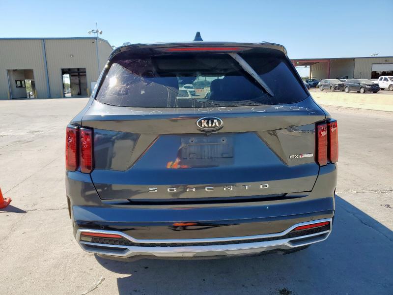 5XYRH4LF3MG032089 - 2021 KIA SORENTO EX CHARCOAL photo 6