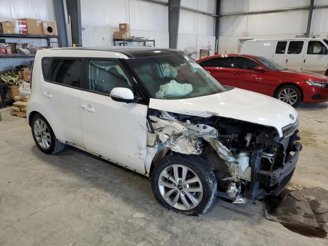 KNDJP3A54H7501603 - 2017 KIA SOUL + WHITE photo 4
