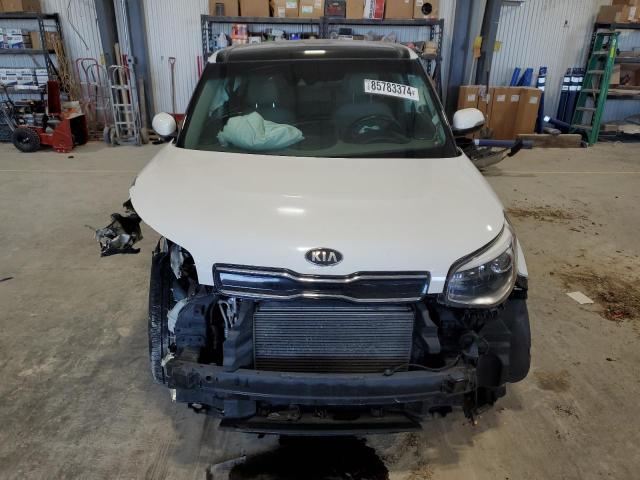 KNDJP3A54H7501603 - 2017 KIA SOUL + WHITE photo 5