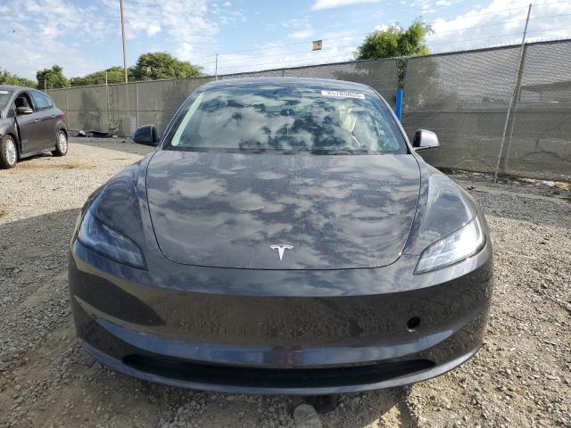 5YJ3E1EA4SF028023 - 2025 TESLA MODEL 3 Siyah fotoğraf 5
