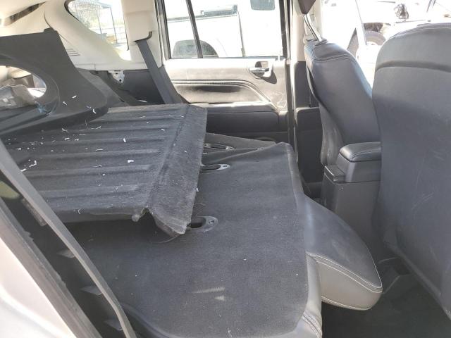 1C4NJCEB0ED539748 - 2014 JEEP COMPASS LATITUDE ვერცხლისფერი ფოტო 11