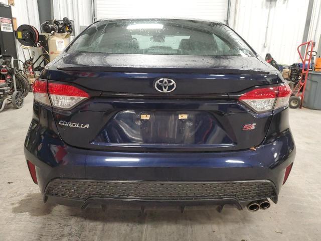 5YFB4RBE5LP055693 - 2020 TOYOTA COROLLA SE BLUE photo 6