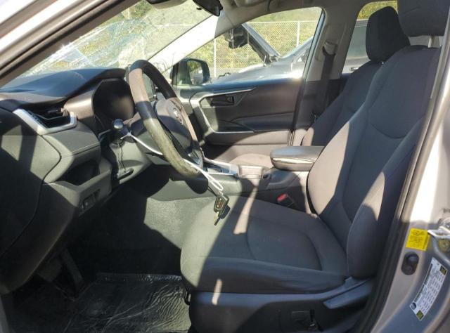 2T3H1RFVXKW037420 - 2019 TOYOTA RAV4 LE Srebrny zdjęcie 7