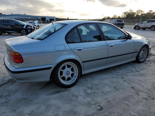 WBADE5327WBV93735 - 1998 BMW 540 I BLUE photo 3