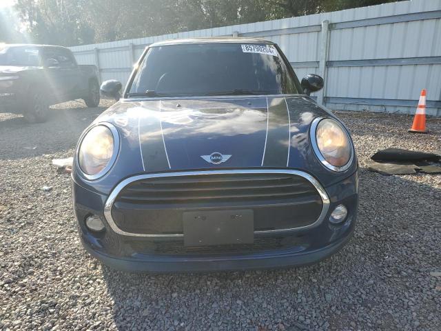 WMWXP5C58G2D70898 - 2016 MINI COOPER BLUE photo 5