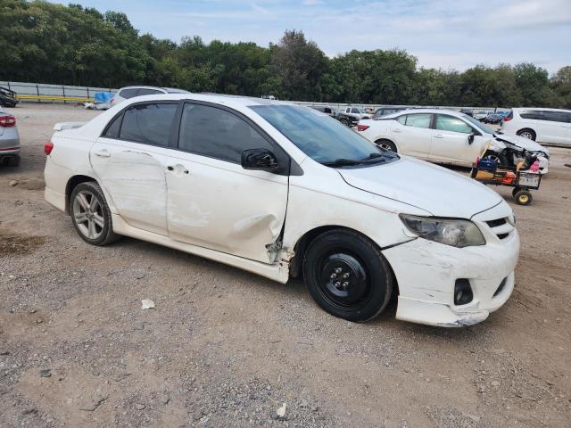 5YFBU4EE2DP142564 - 2013 TOYOTA COROLLA BASE Սպիտակ լուսանկար 4