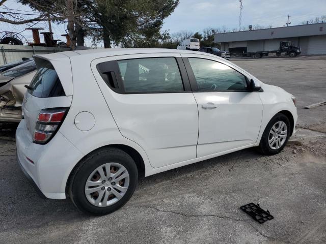 1G1JG6SH2H4146693 - 2017 CHEVROLET SONIC WHITE photo 3