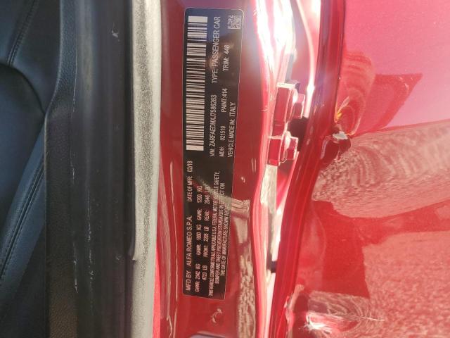 ZARFAEDNXJ7586263 - 2018 ALFA ROMEO GIULIA Q4 红色 照片 12