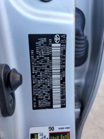 5YFBURHE7FP269791 - 2015 TOYOTA COROLLA L ვერცხლისფერი ფოტო 12