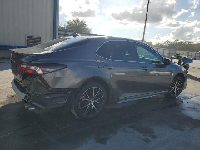 4T1G11AK3RU862065 - 2024 TOYOTA CAMRY SE NIGHT SHADE GRAY photo 3
