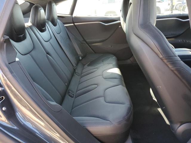 5YJSA1E1XGF158287 - 2016 TESLA MODEL S GRAY photo 10