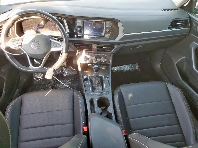 3VWEM7BUXRM033209 - 2024 VOLKSWAGEN JETTA SE SILVER photo 8