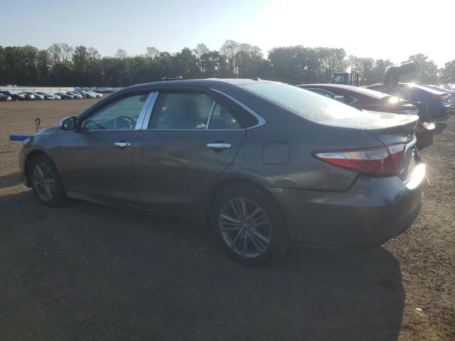 4T1BF1FK7GU198273 - 2016 TOYOTA CAMRY LE GRAY photo 3