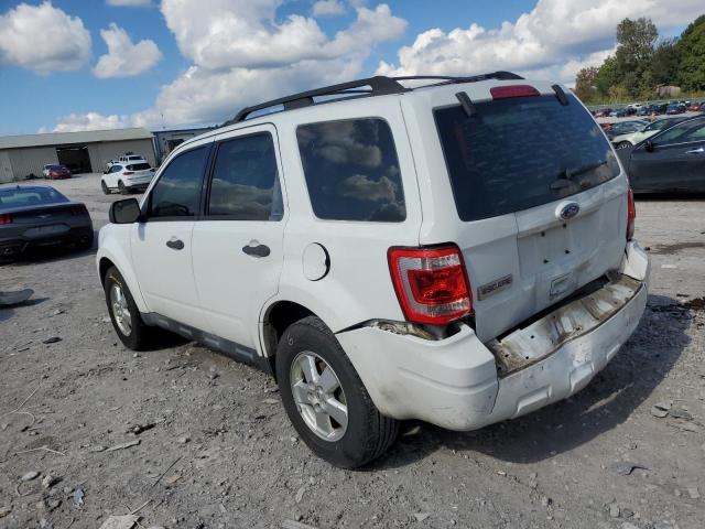 1FMCU0C71CKC10217 - 2012 FORD ESCAPE XLS WHITE photo 2