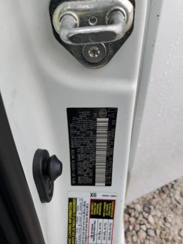 2T1BURHE7FC342383 - 2015 TOYOTA COROLLA L WHITE photo 12