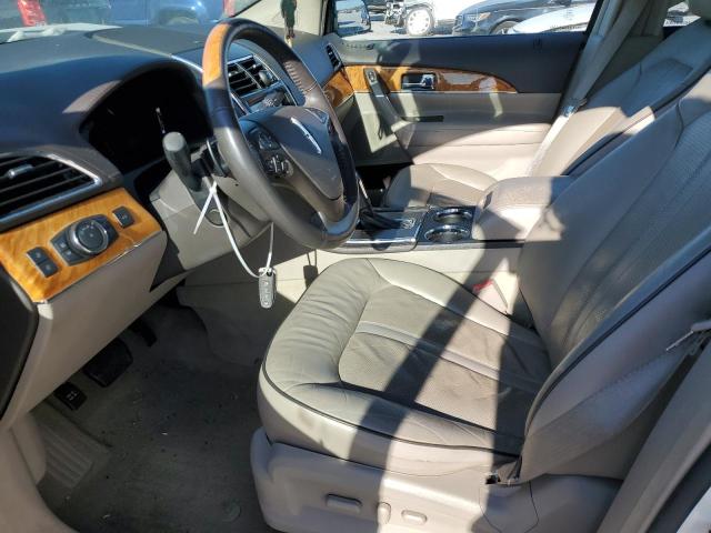 2LMDJ6JK5DBL43330 - 2013 LINCOLN MKX BEIGE photo 7