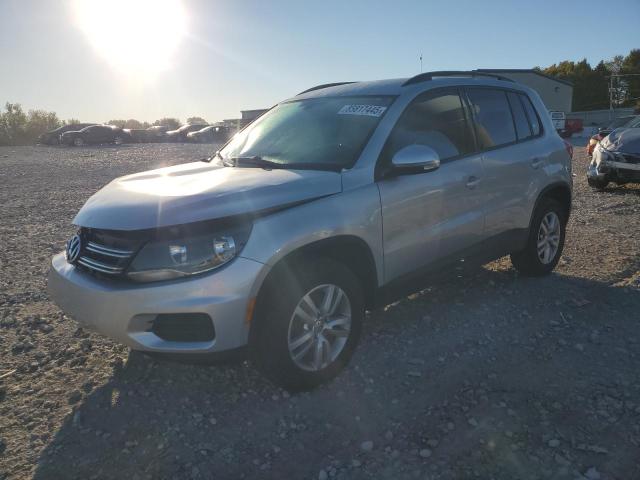 2016 VOLKSWAGEN TIGUAN S, 