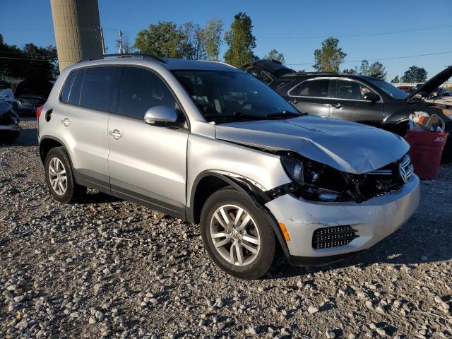 WVGBV7AX7GW065476 - 2016 VOLKSWAGEN TIGUAN S SILVER photo 4
