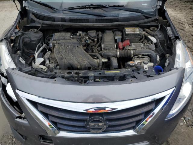 3N1CN7AP5GL890949 - 2016 NISSAN VERSA S 灰色 照片 11