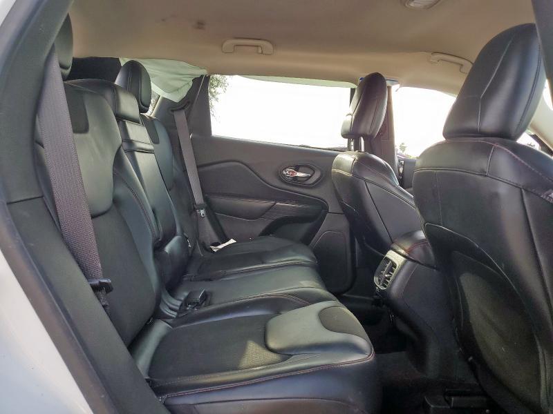 1C4PJMBB7HW510033 - 2017 JEEP CHEROKEE TRAILHAWK Білий фото 10