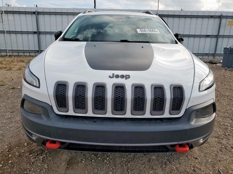 1C4PJMBB7HW510033 - 2017 JEEP CHEROKEE TRAILHAWK Білий фото 5