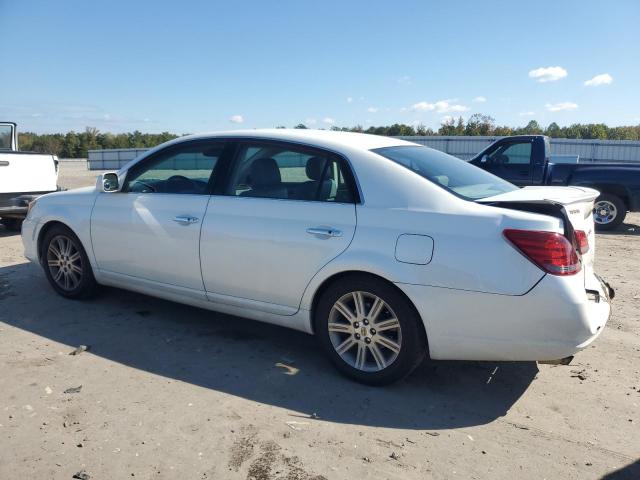 4T1BK36BX8U305650 - 2008 TOYOTA AVALON XL WHITE photo 2