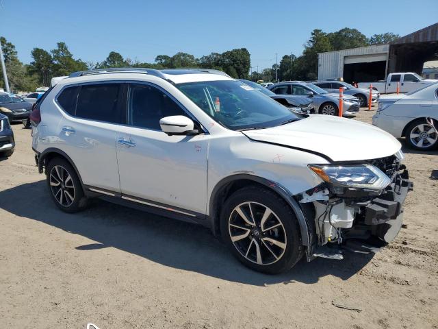 JN8AT2MT7JW467303 - 2018 NISSAN ROGUE S Weiß Foto 4