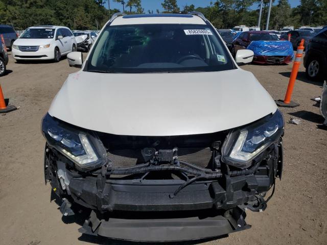 JN8AT2MT7JW467303 - 2018 NISSAN ROGUE S Weiß Foto 5