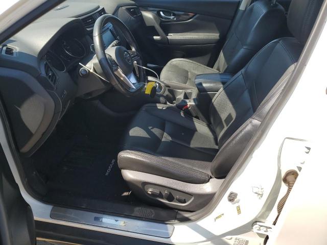 JN8AT2MT7JW467303 - 2018 NISSAN ROGUE S Weiß Foto 7