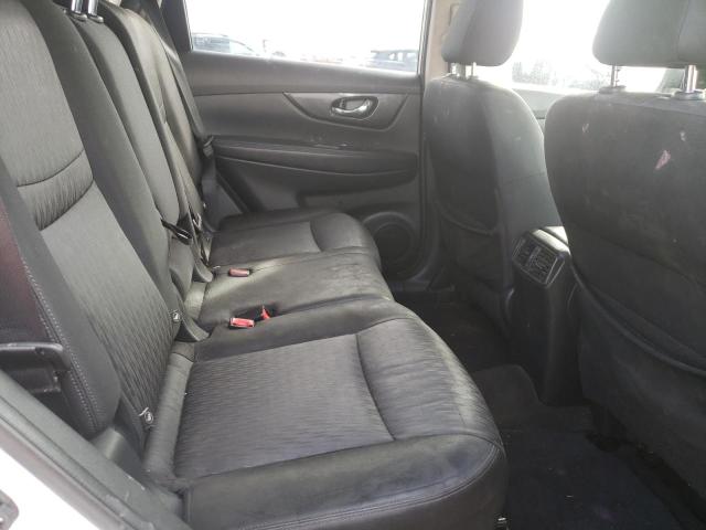JN8AT2MT6HW153622 - 2017 NISSAN ROGUE S WHITE photo 11