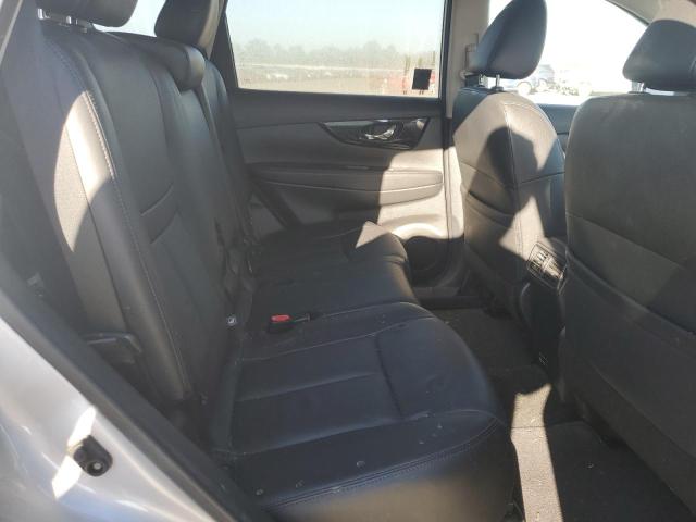 5N1AT2MV1KC734267 - 2019 NISSAN ROGUE S SILVER photo 11