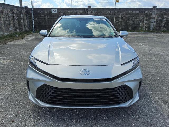 4T1DAACK9SU120677 - 2025 TOYOTA CAMRY XSE SILVER photo 5