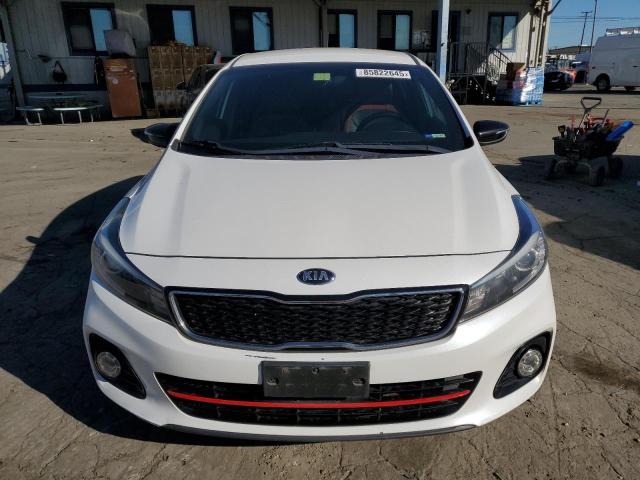3KPFN5A39JE231294 - 2018 KIA FORTE EX WHITE photo 5