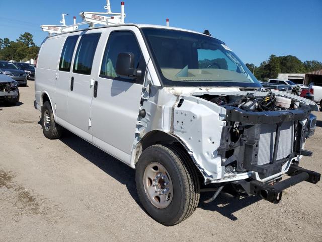 1GCWGAFP6P1213183 - 2023 CHEVROLET EXPRESS G2500 白色 照片 4