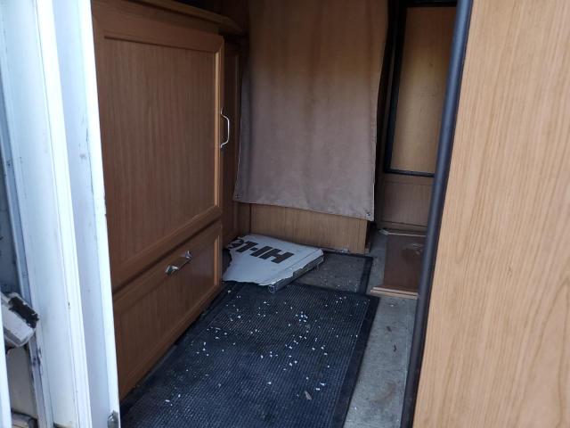 1H0T2TG159A059110 - 2009 HOLDIAY RAMBLER TRAILER WHITE photo 6