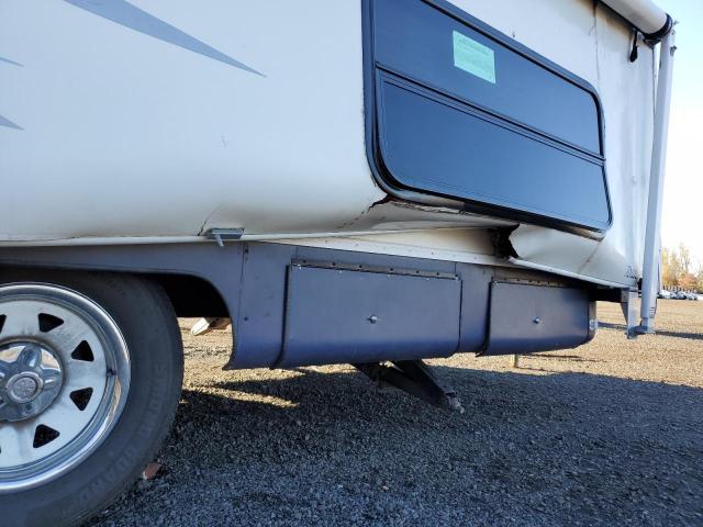 1H0T2TG159A059110 - 2009 HOLDIAY RAMBLER TRAILER WHITE photo 9