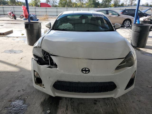 JF1ZNAA13F8702917 - 2015 TOYOTA SCION FR-S WHITE photo 5