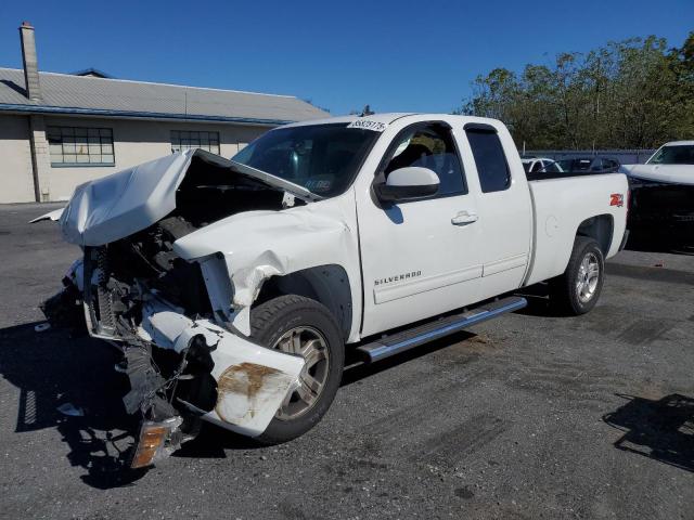 2011 CHEVROLET SILVERADO K1500 LT, 