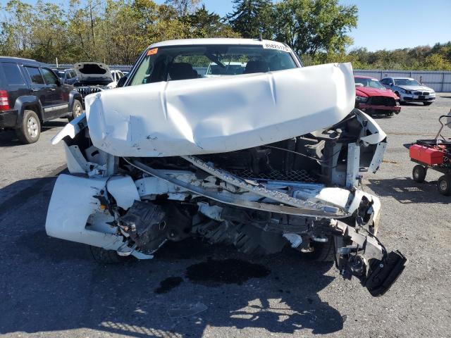 1GCRKSE31BZ398527 - 2011 CHEVROLET SILVERADO K1500 LT 白色 照片 5