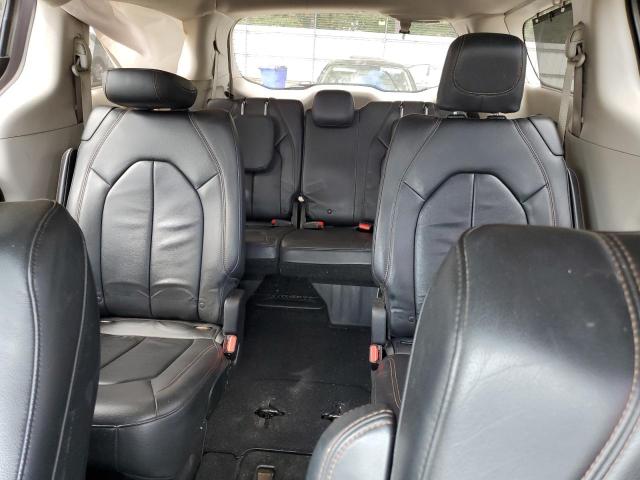 2C4RC1BG0HR745332 - 2017 CHRYSLER PACIFICA TOURING L Silber Foto 10