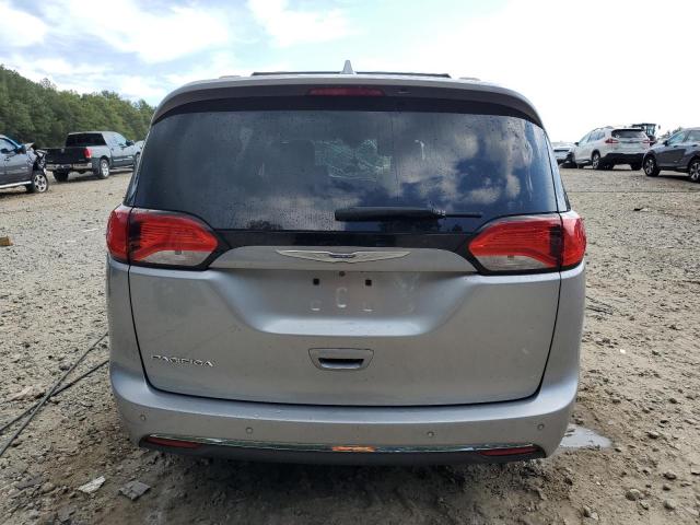 2C4RC1BG0HR745332 - 2017 CHRYSLER PACIFICA TOURING L Silber Foto 6