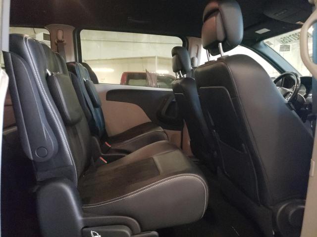 2C4RDGCG8KR759047 - 2019 DODGE GRAND CARAVAN SXT SILVER photo 11