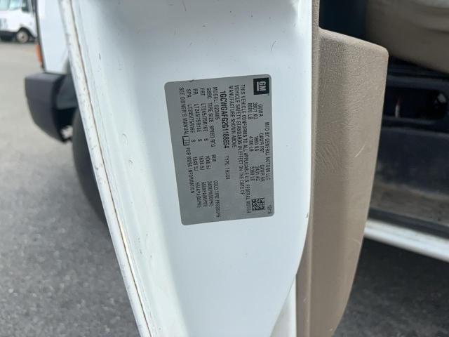 1GCWGAFG2G1188654 - 2016 CHEVROLET EXPRESS G2 WHITE photo 10